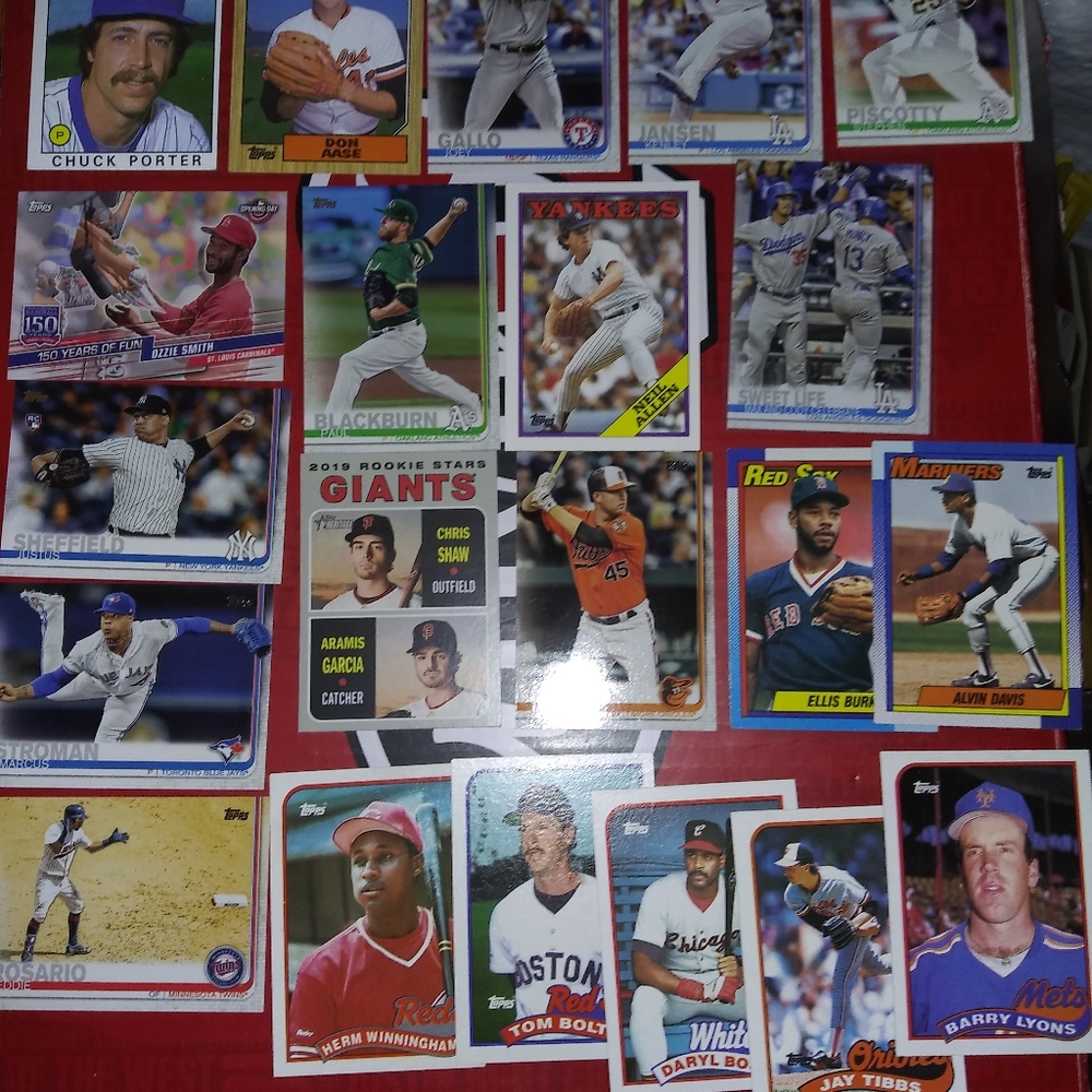 21 card lot mlb 4.99 shipping